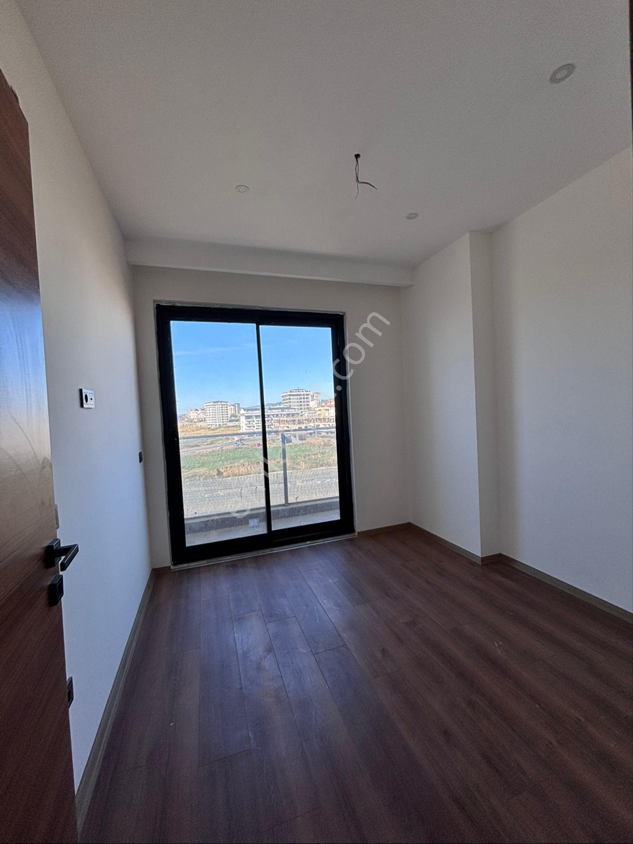 Alanya Payllarda Full Aktiviteli Site İçerisinde Deniz Manzaralı 2+1 Satılık Daire - Görsel 21