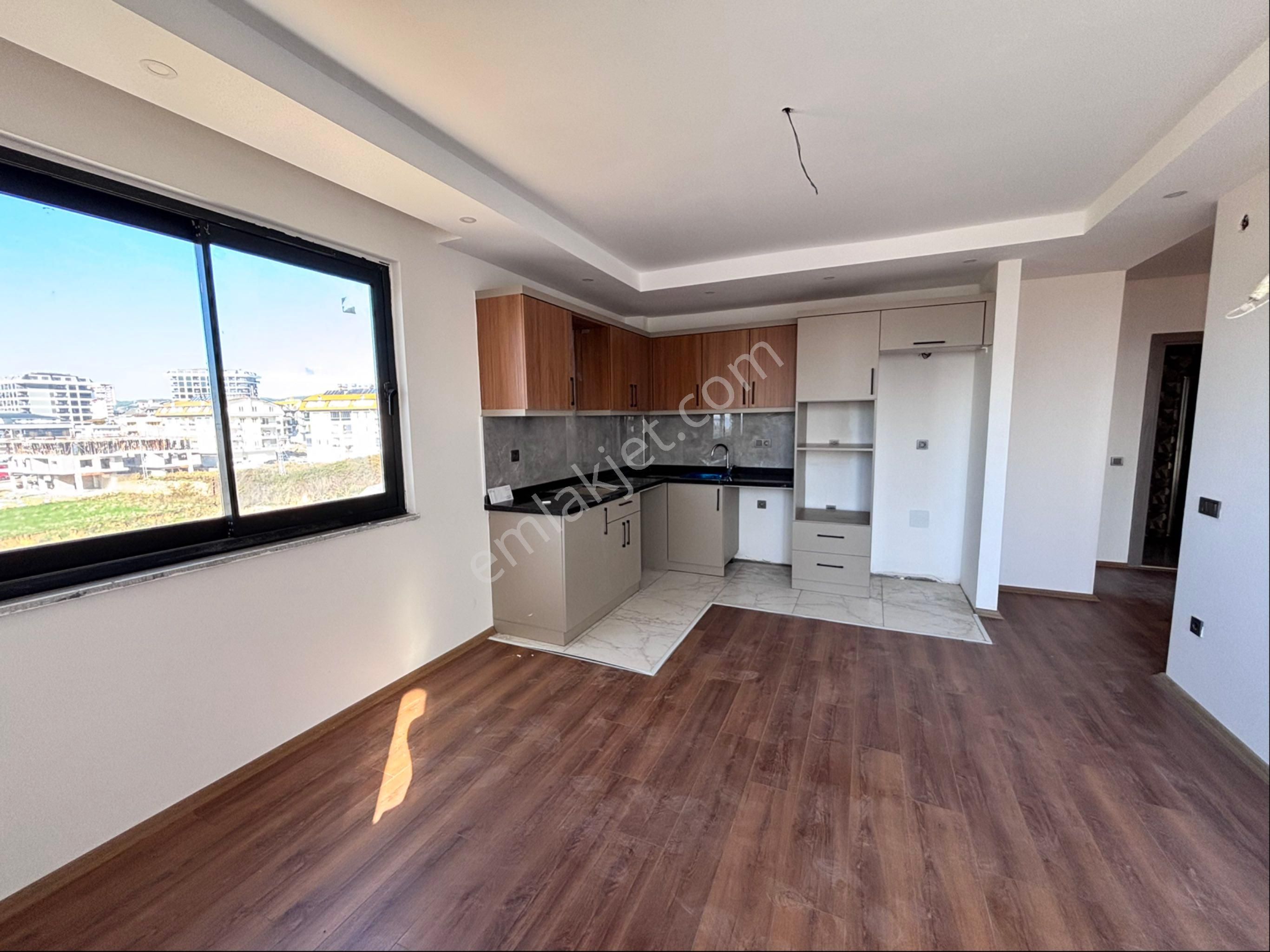 Alanya Payllarda Full Aktiviteli Site İçerisinde Deniz Manzaralı 2+1 Satılık Daire - Görsel 4