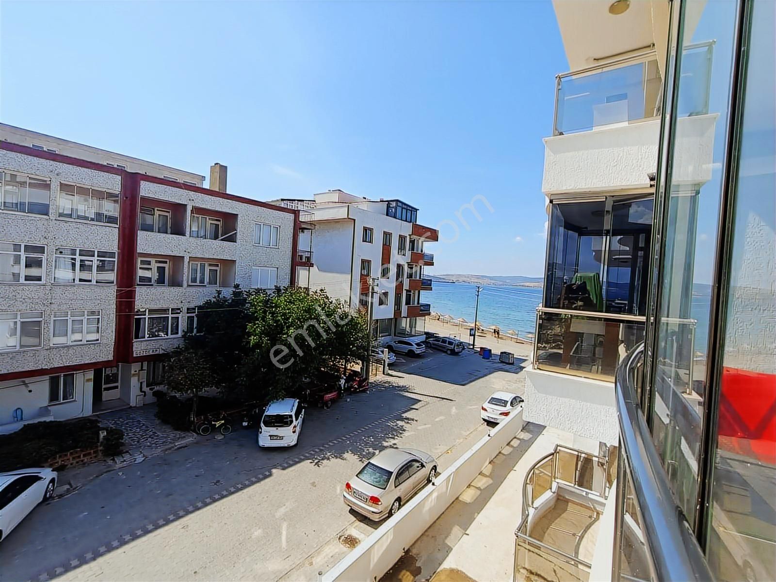 Çanakkale Lapseki Denize Sıfır Eşyalı Katta Kiralık 2+1 Daire - Görsel 13