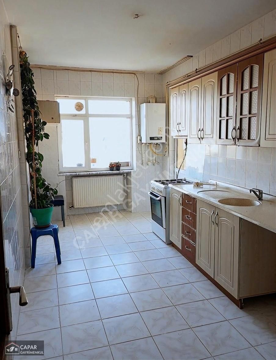 Beylikdüzü Gürpınar Merkezde Uygun Fiyatlı 3+1 Ara Kat Satılık - Görsel 2