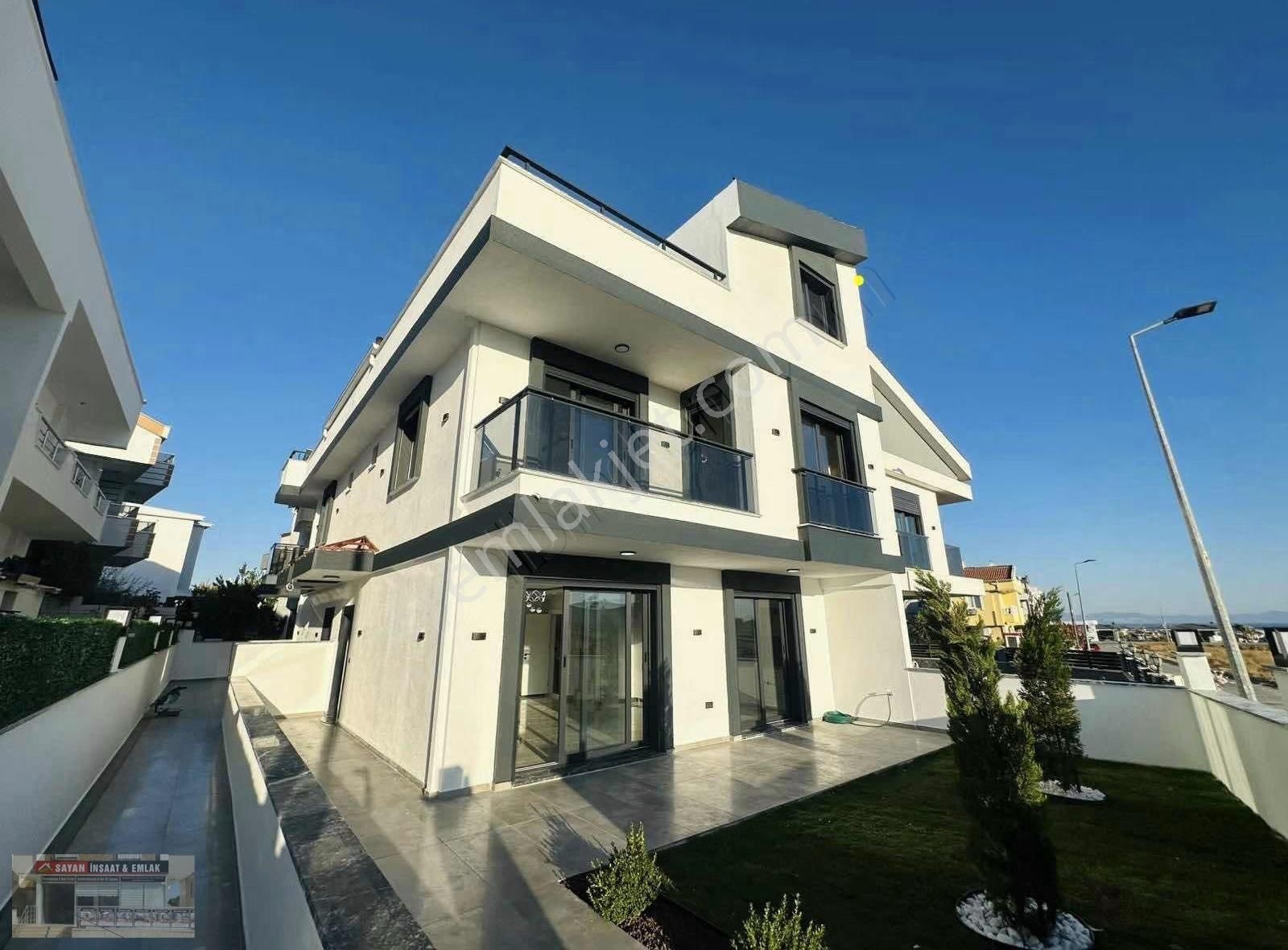 Didim Efelerde 3+1 Sıfır Havuzlu Stadyum Bölgesinde Vılla - Görsel 23