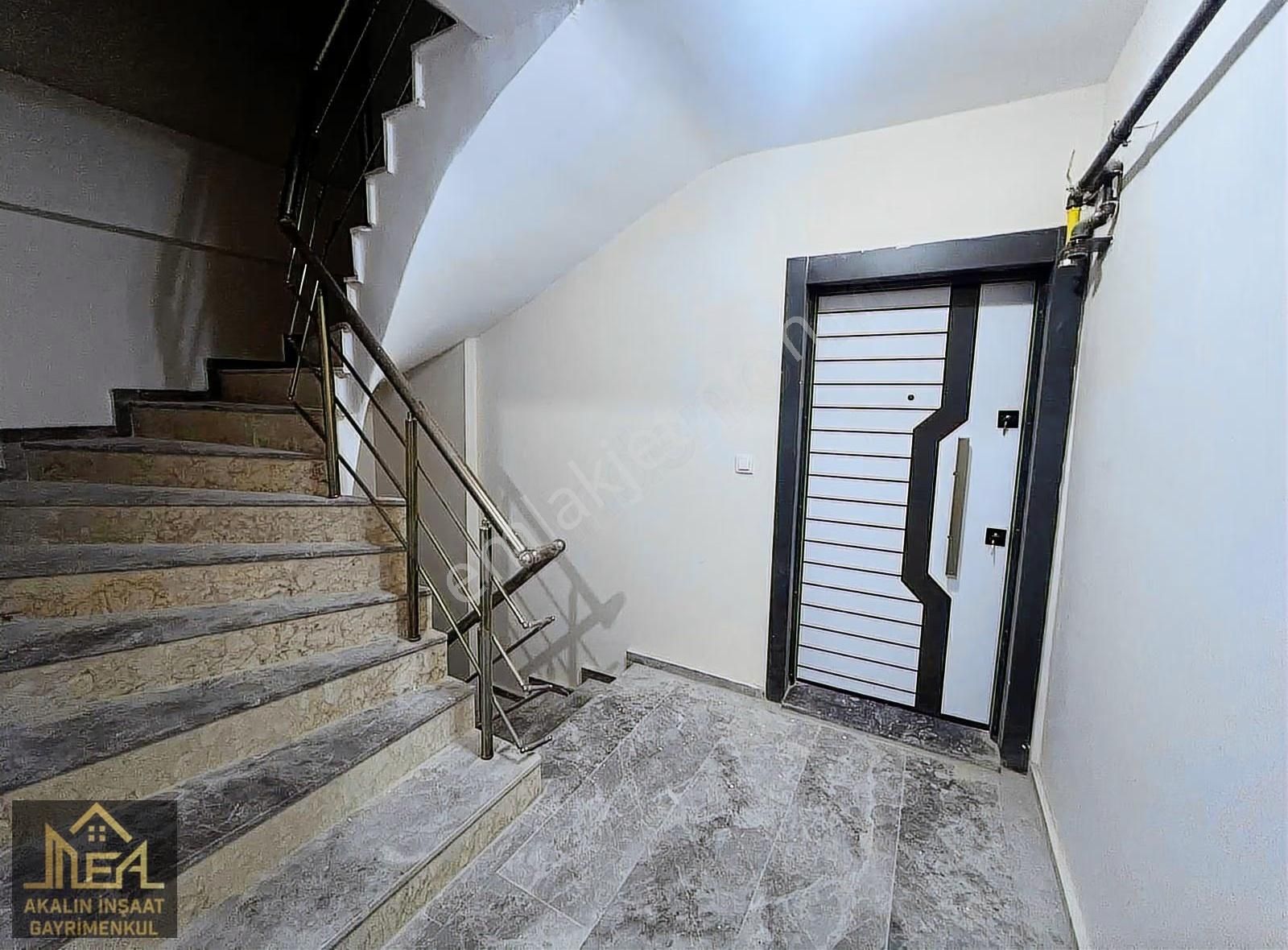 Akalın'dan 1+1 Asansörlü Otoparklı Arakat Satılık Daire - Görsel 5