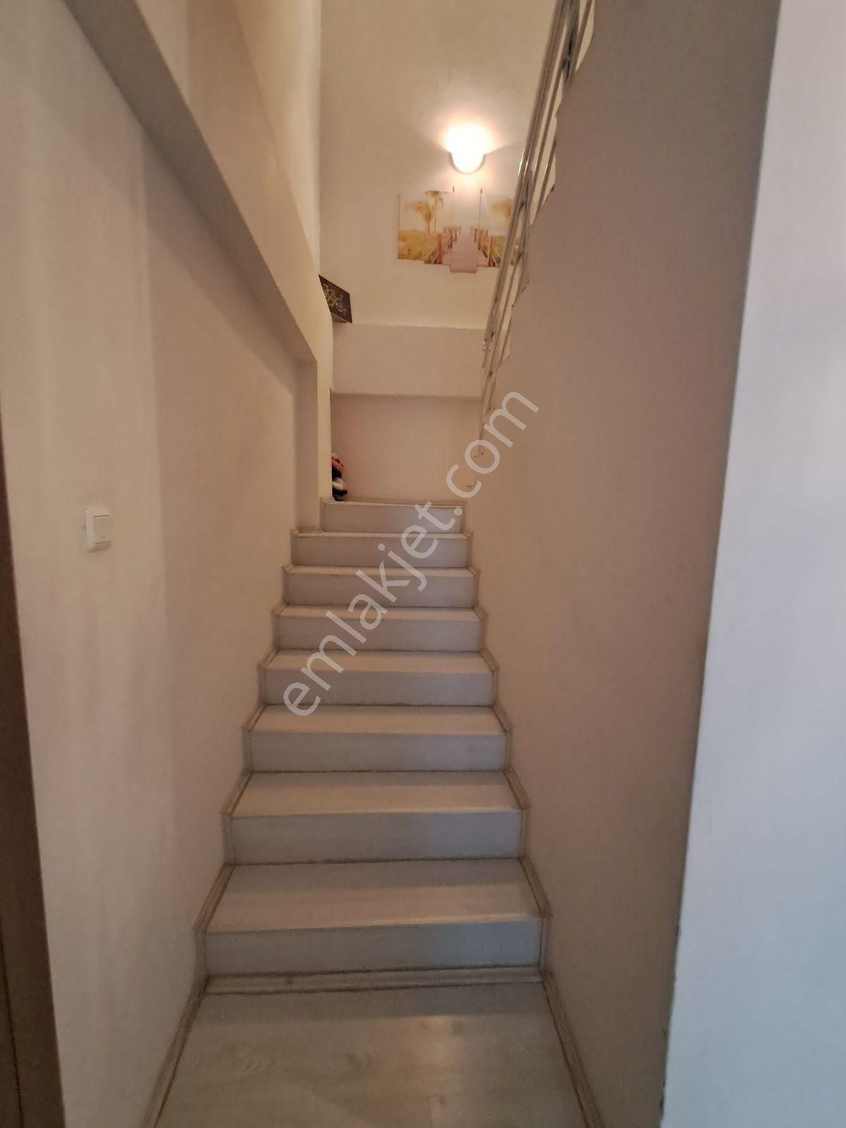 Zümrütevler’de Sahibinden Satılık 188 M² Dubleks Daire - Görsel 21