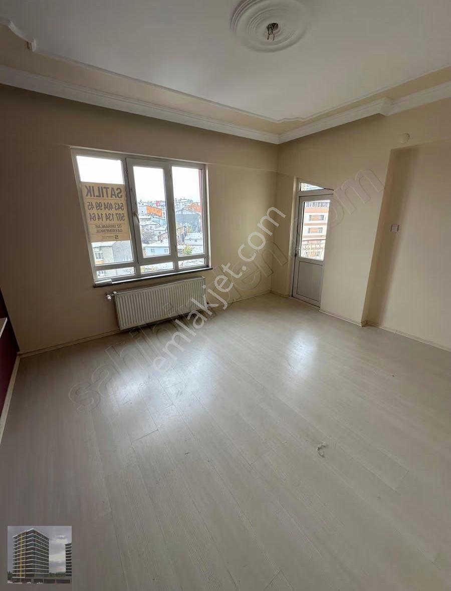 Öz Urhanlar Emlaktan Mehmetpaşa'da 5+1 Satılık Dubleks Daire