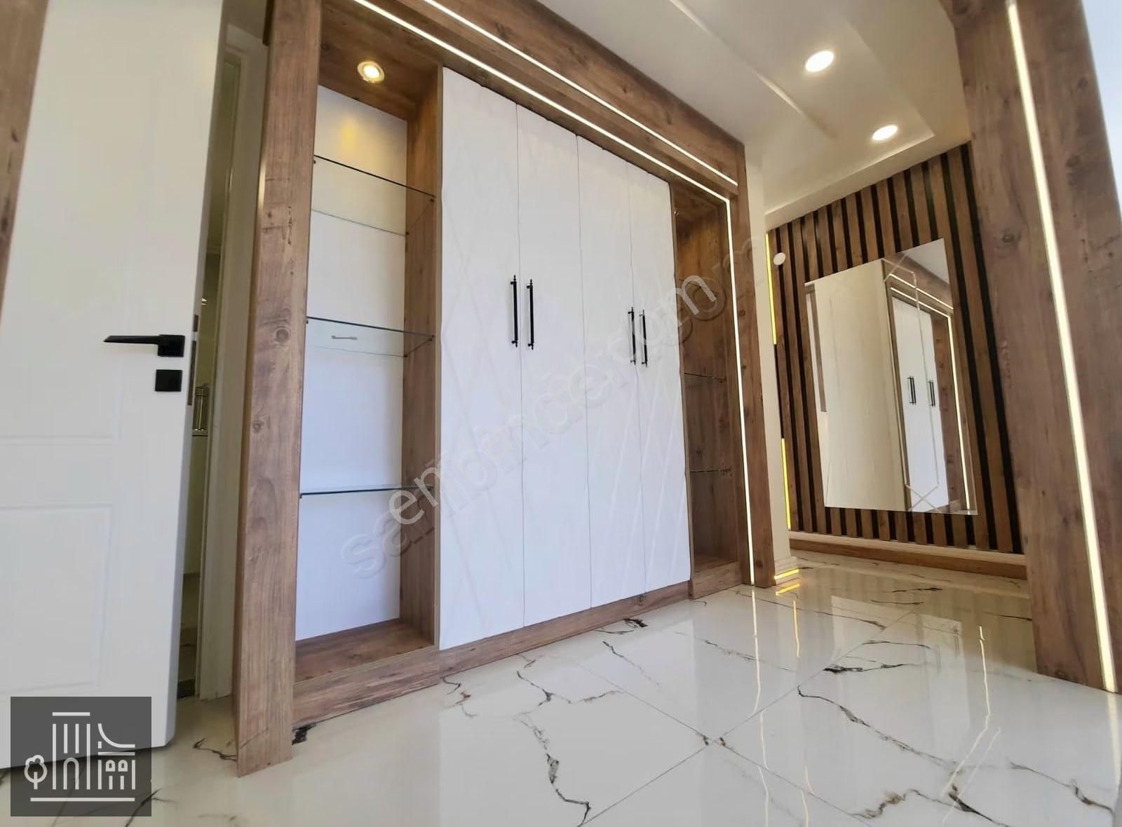 Güzelyalıda 3+1 130m2 Tadilatlı Park Cepheli Arakat Fırsat Daire - Görsel 17