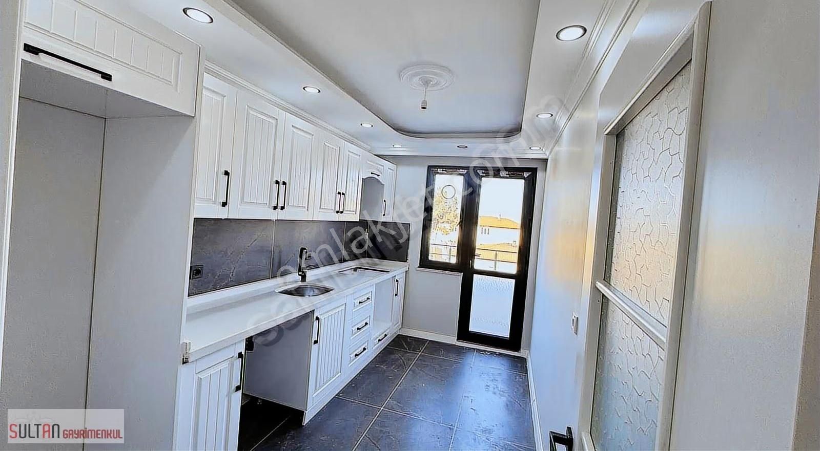 Sultan Gayrımenkulden Çınar Mevkıınde 3 + 1 Lüks Orta Kat - Görsel 16