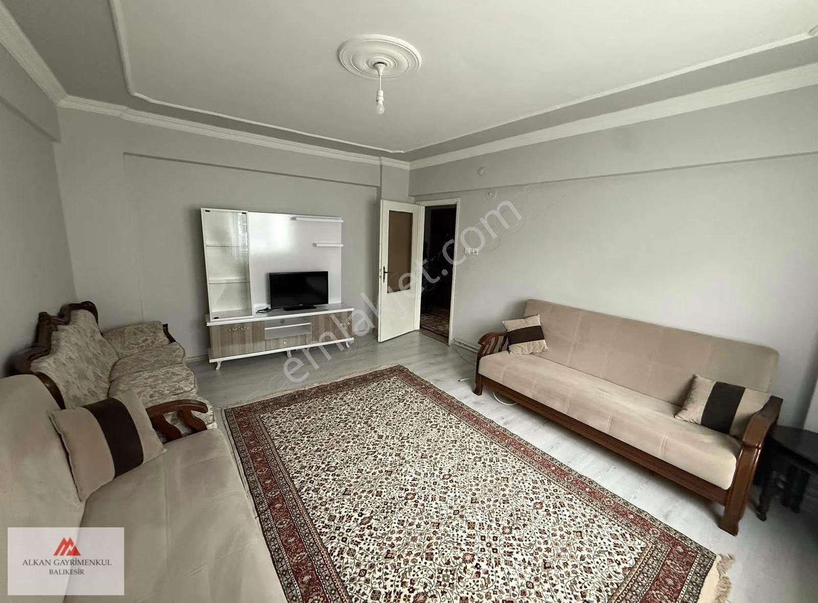 Bahçeli Evler Teknik Lise Caddesinde 2+1 Ful Eşyalı Daire - Görsel 17