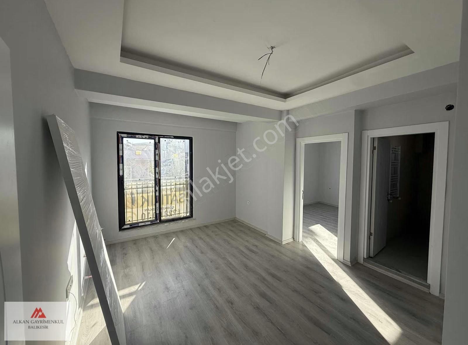 Sıfır Dairemiz Cengiz Topel Arkasında 2+0 Daire Sıfır - Görsel 8