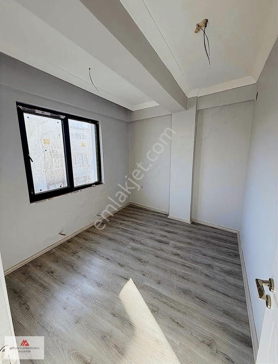 Sıfır Dairemiz Cengiz Topel Arkasında 2+0 Daire Sıfır - Görsel 9