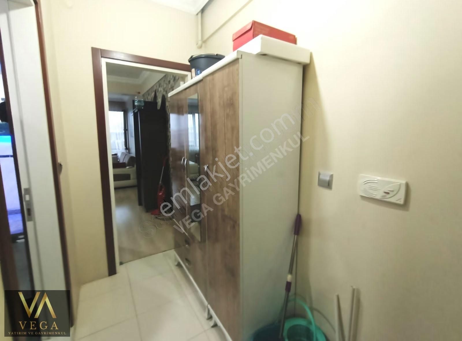 Muradiye Villalar Bölgesi 1+1 Eşyalı Satılık Site İçi Daire - Görsel 3