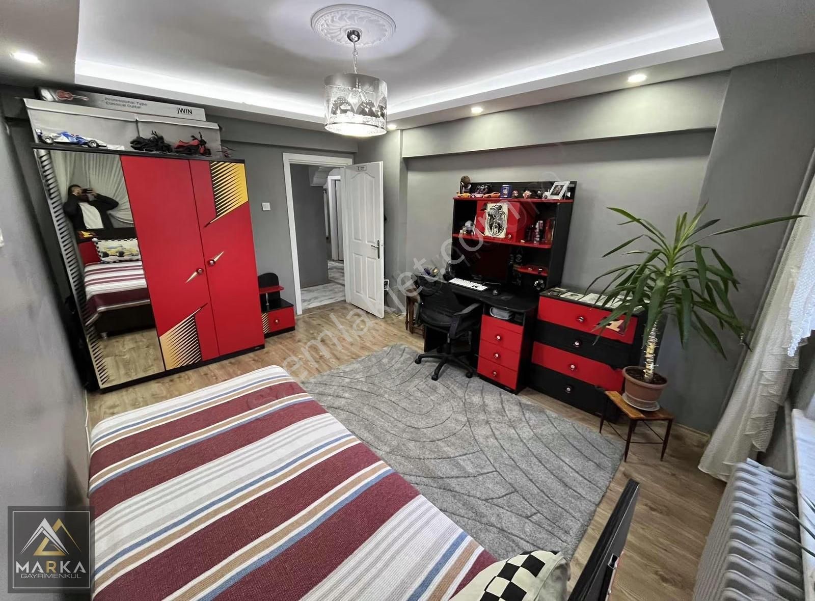 Marka'dan Atakent'te İçi Ful Yapılı Arakat Cadde Üstü 3+1 Daire - Görsel 11