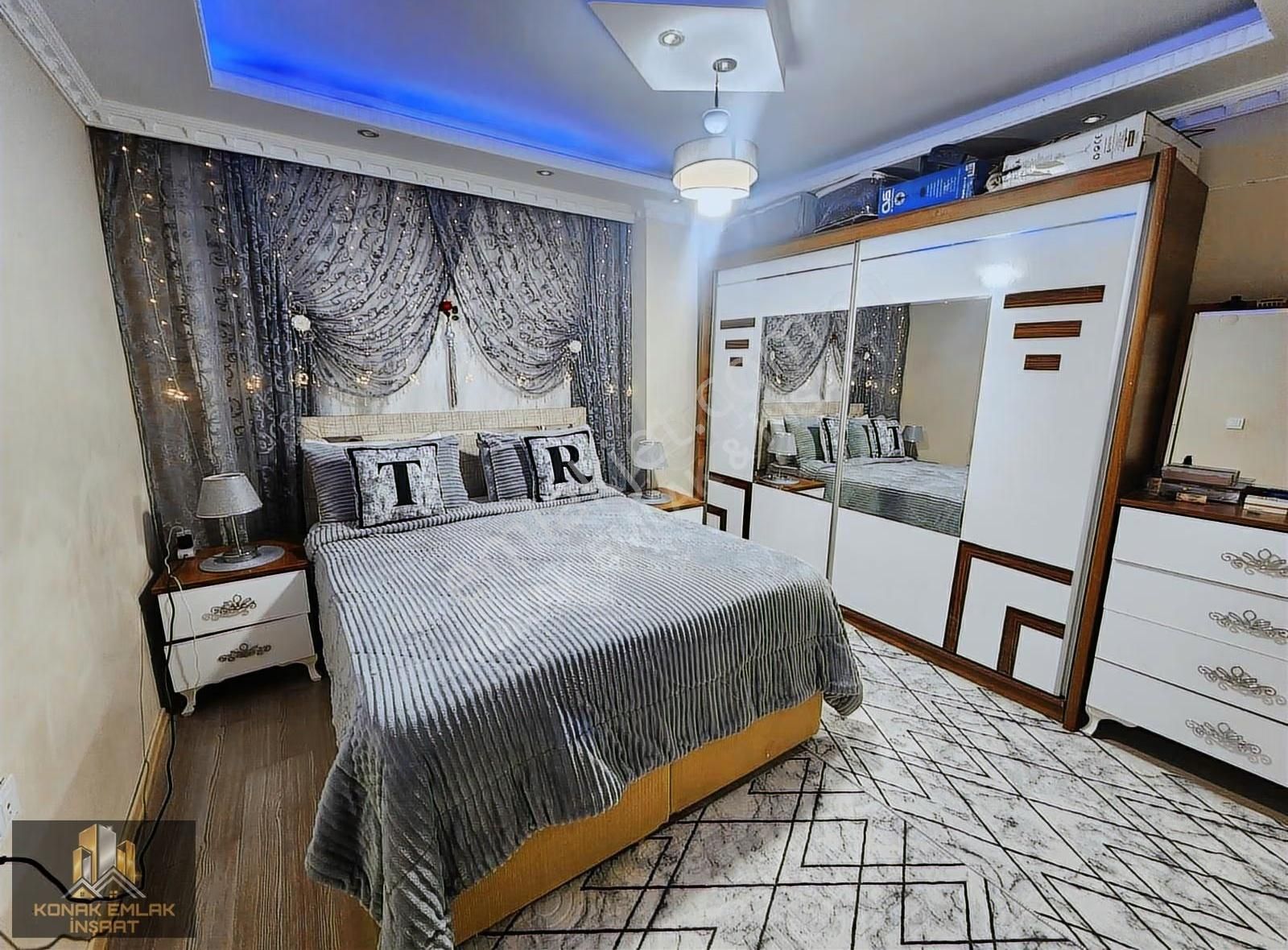 Satılık 2+1 Yüksek Camlı Bahçe Katı