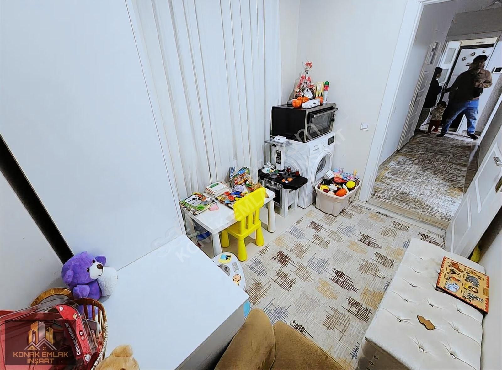 Konak'tan Satılık 2+1 Bahçeli Kot 1 Daire - Görsel 5