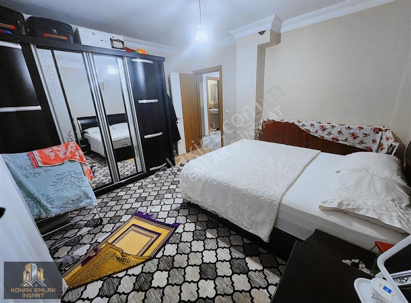 Satılık 2+1 Ön Cephe Tek Daire Uzeri 105m² Daire - Görsel 4