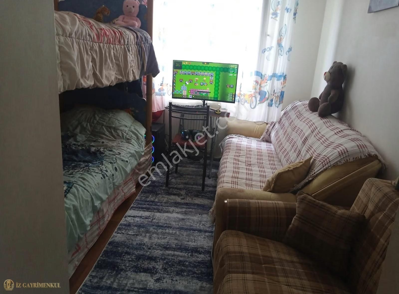 Çanakkale Barbaros Mah.havalanı Cad Üstü Satılık 2+1 Dire - Görsel 3