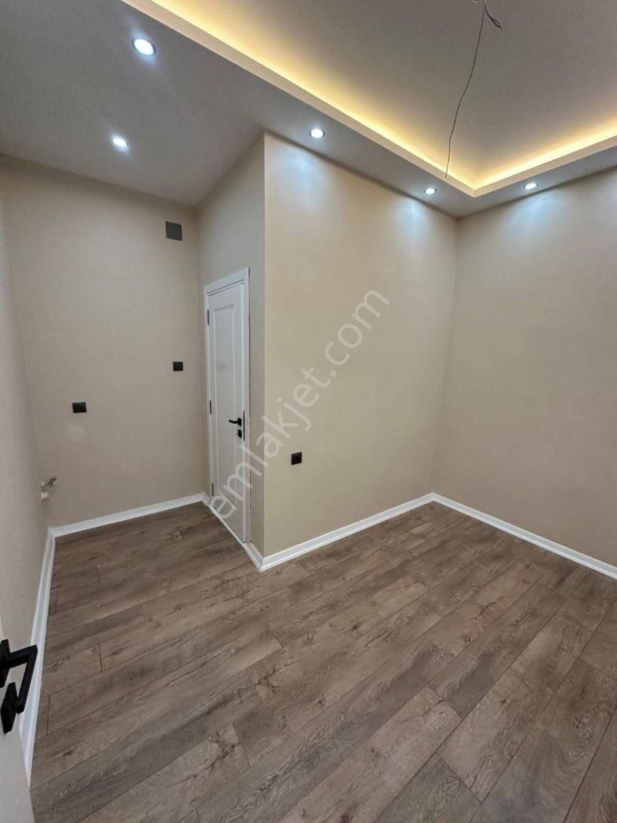 Yeşilyurt Mh. Barajyoluna Yakın Full Yapılı 1+1 Kaçmaz Satılık - Görsel 11