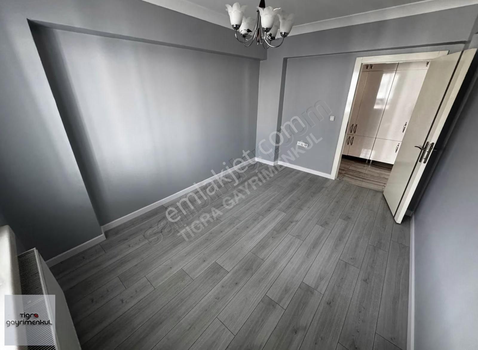 ▄tigra▄ege Mahallesi Cadde Yakını 3+1 Satılık Daire - Görsel 21