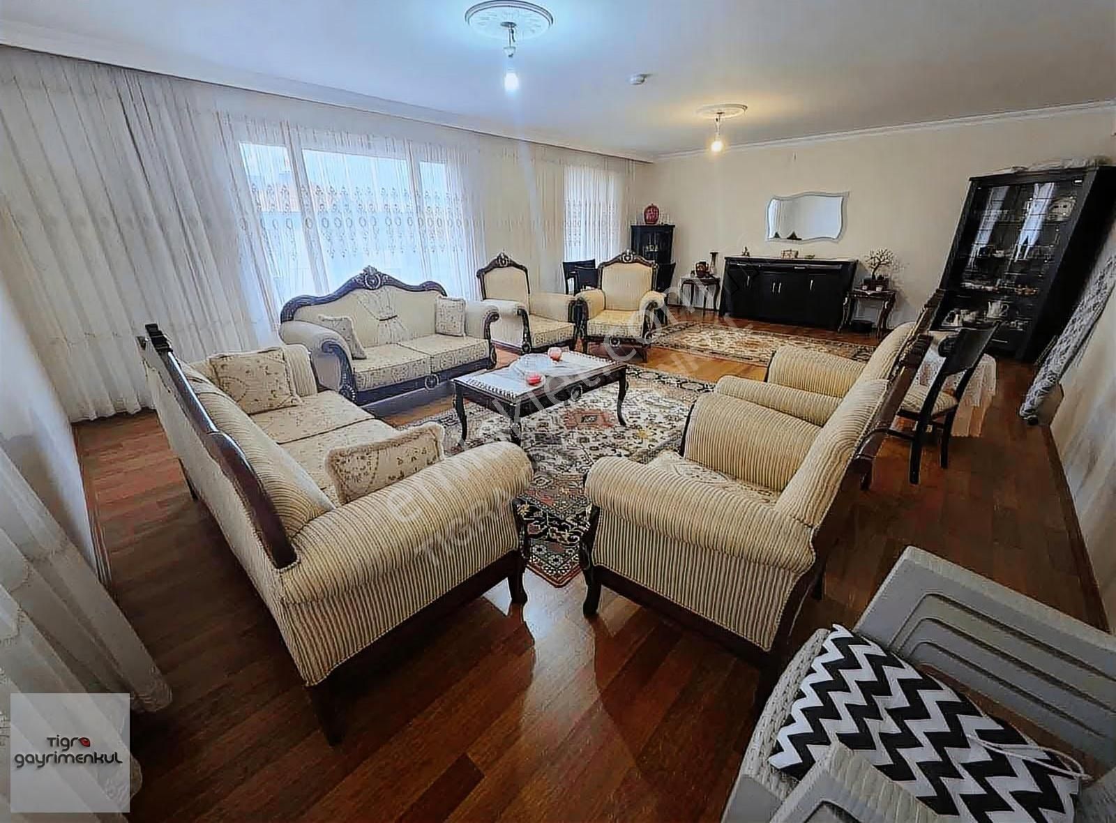 _tigra_ Aşıkpaşa Da Asansörlü İskanlı Teraslı 5+1 Dubleks Daire - Görsel 17