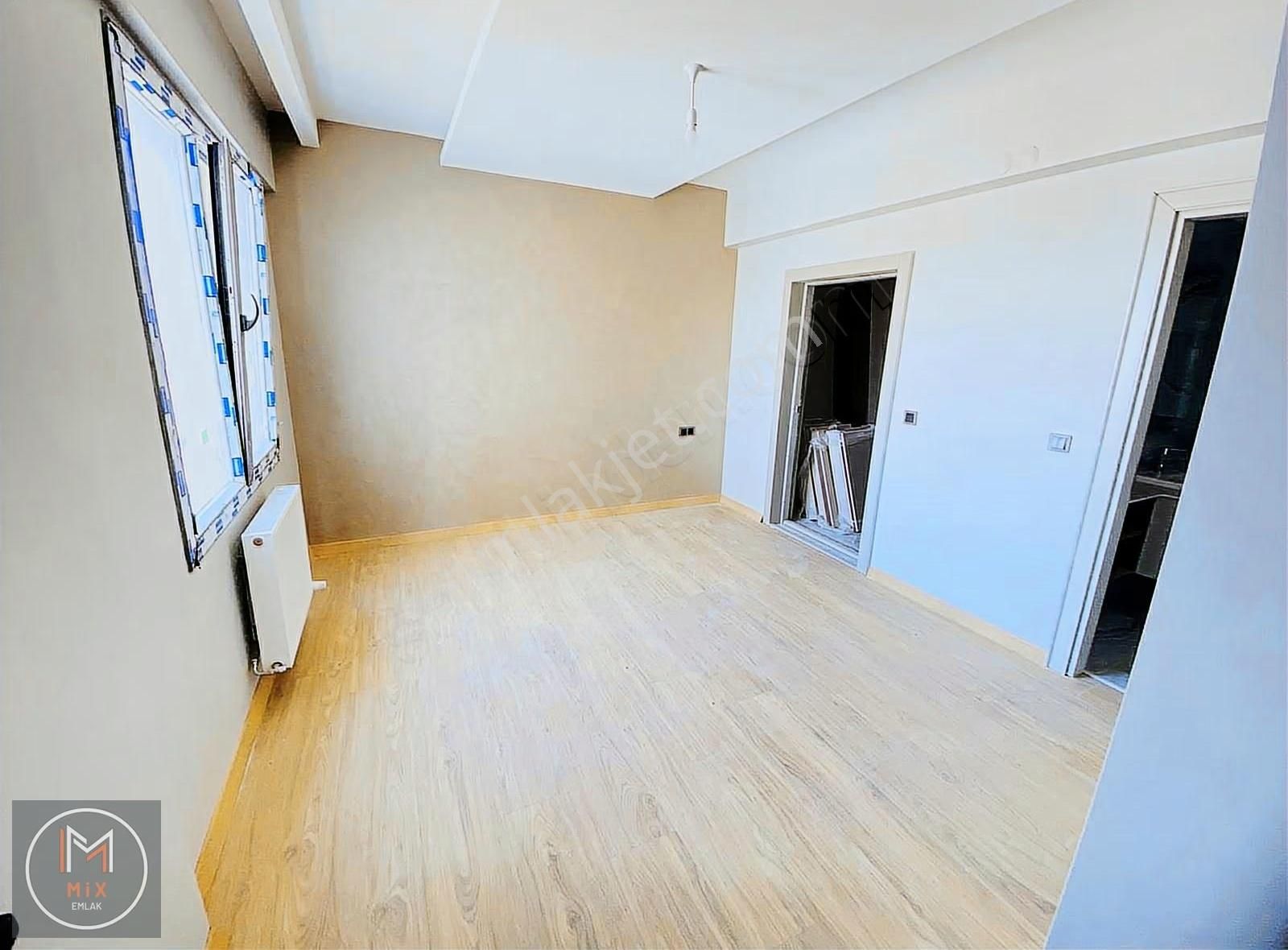 Zümrüt'te Anayol Üzeri Meskenli 4+1 Süper Lüks Daire - Görsel 7