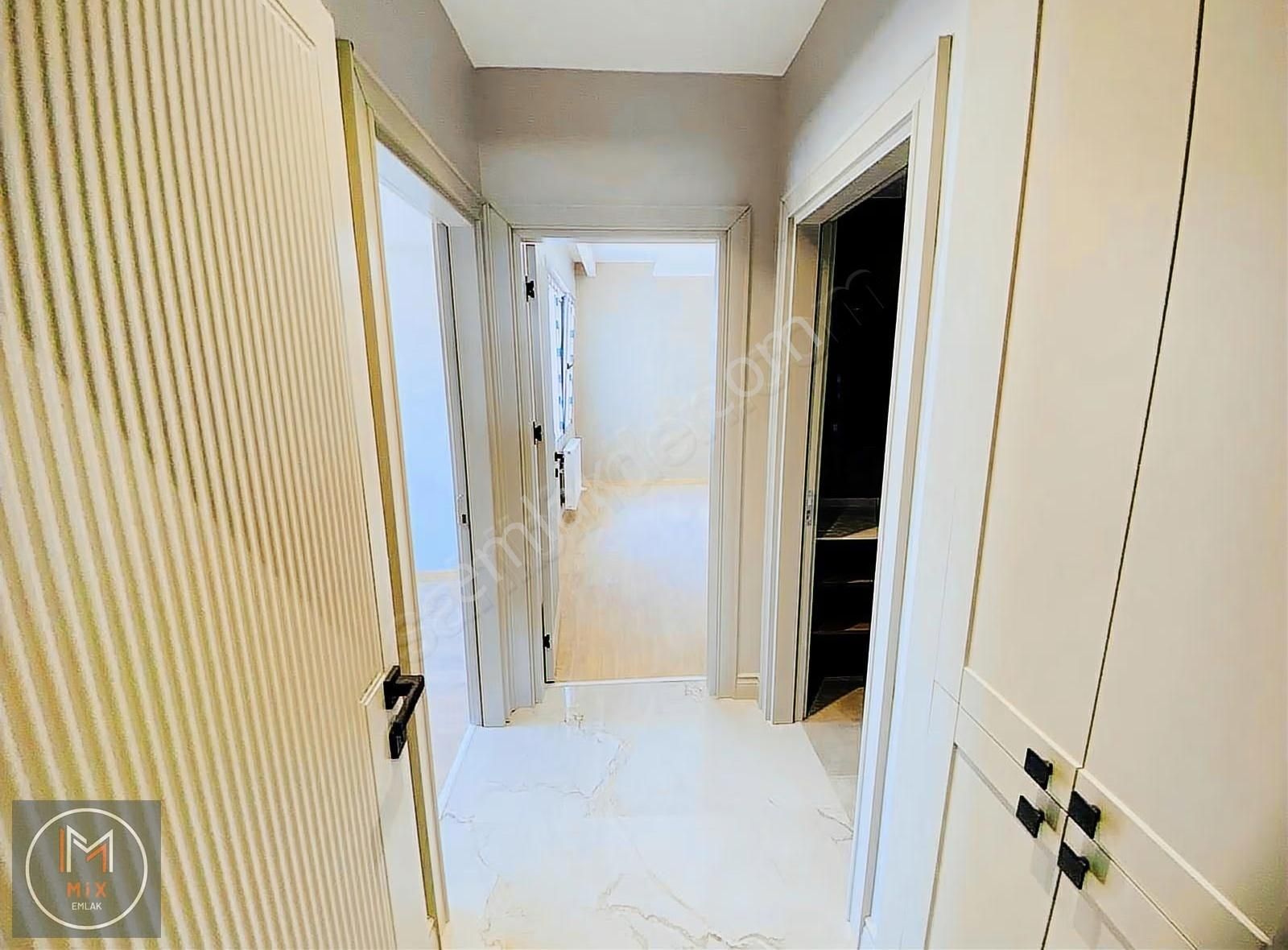 Zümrüt'te Anayol Üzeri Meskenli 4+1 Süper Lüks Daire - Görsel 16