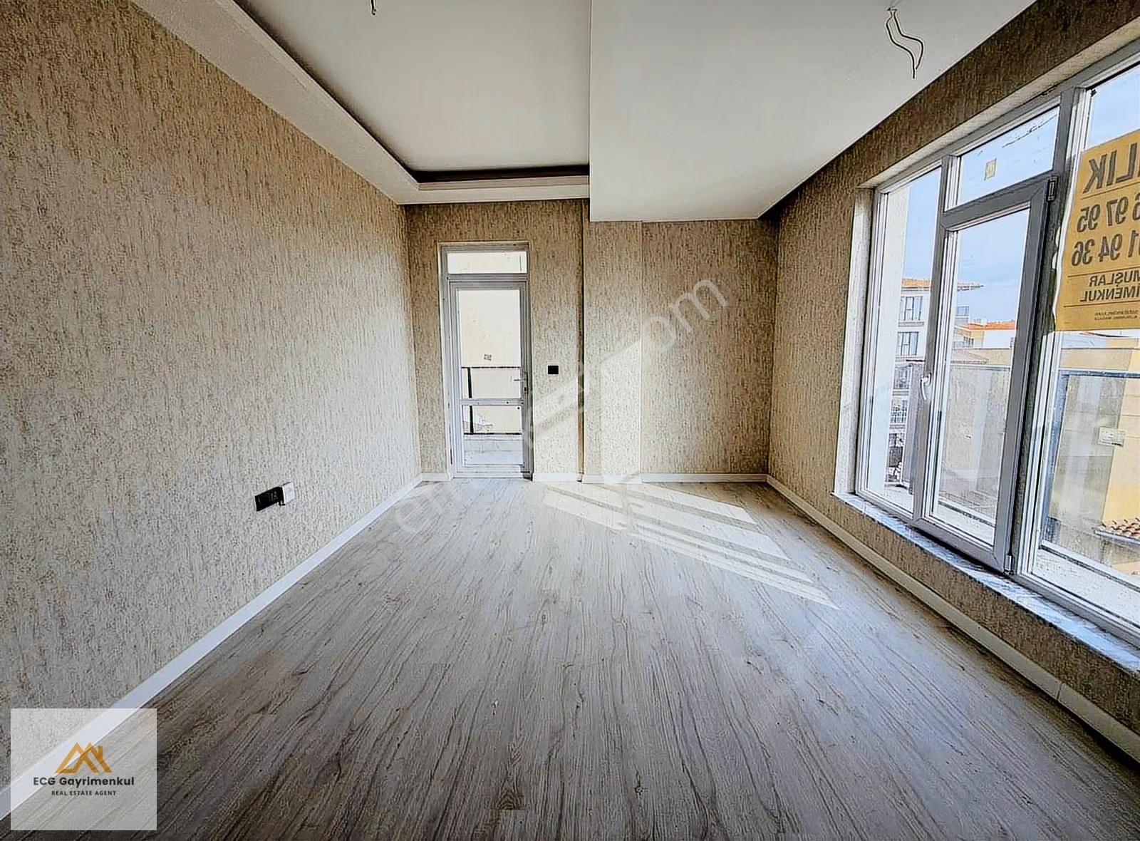 Ecg'den; Sıfır Asansörlü, K.otoparklı, Full 1+1 Fırsat Daire - Görsel 4