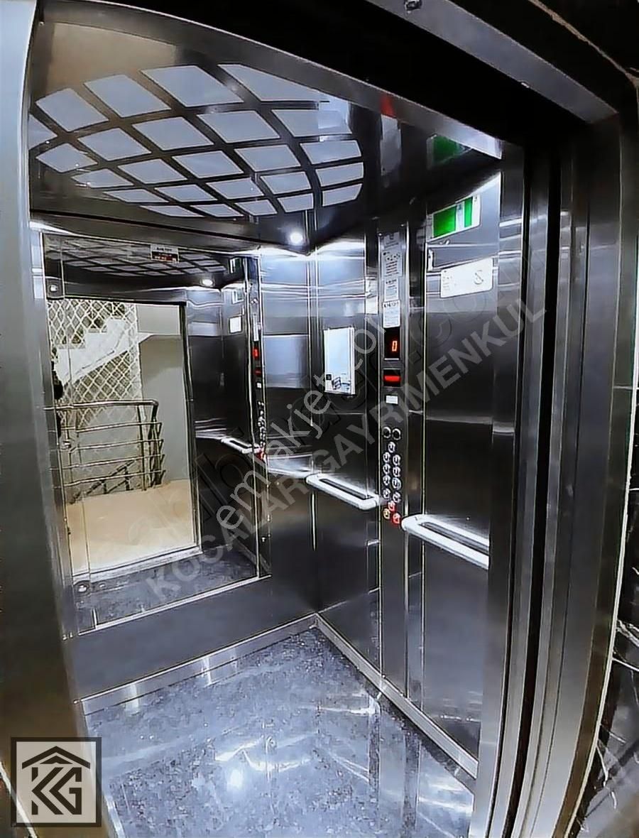 Kocalardan Mevlana Kültür Merkezi Karşısında Son Kat Geniş 2+1 - Görsel 3