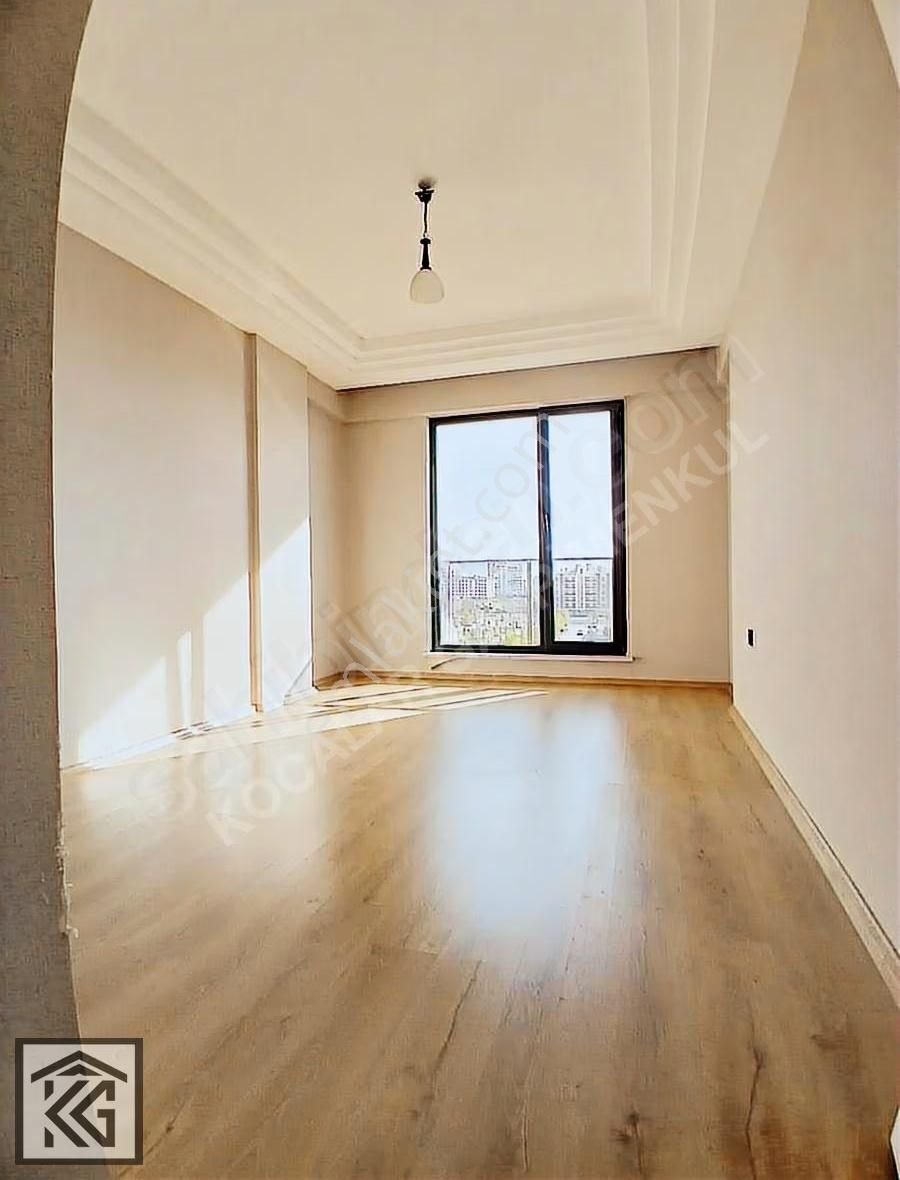 Kocalardan Mevlana Kültür Merkezi Karşısında Son Kat Geniş 2+1 - Görsel 16