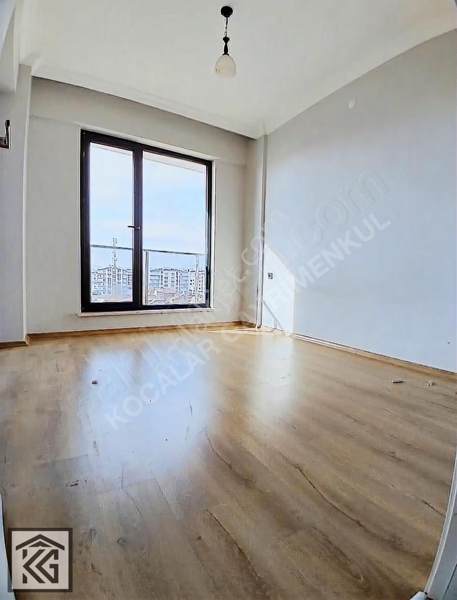 Kocalardan Mevlana Kültür Merkezi Karşısında Son Kat Geniş 2+1 - Görsel 31