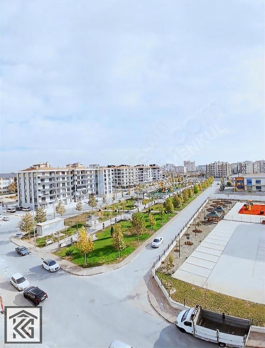 Kocalardan Mevlana Kültür Merkezi Karşısında Son Kat Geniş 2+1 - Görsel 29