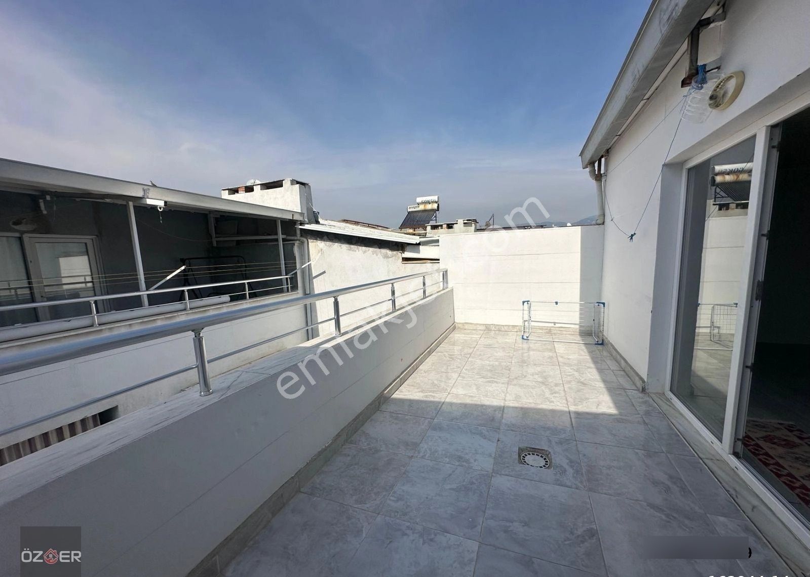 Öz-er Gayrimenkul'den Satılık Dublexs Daire