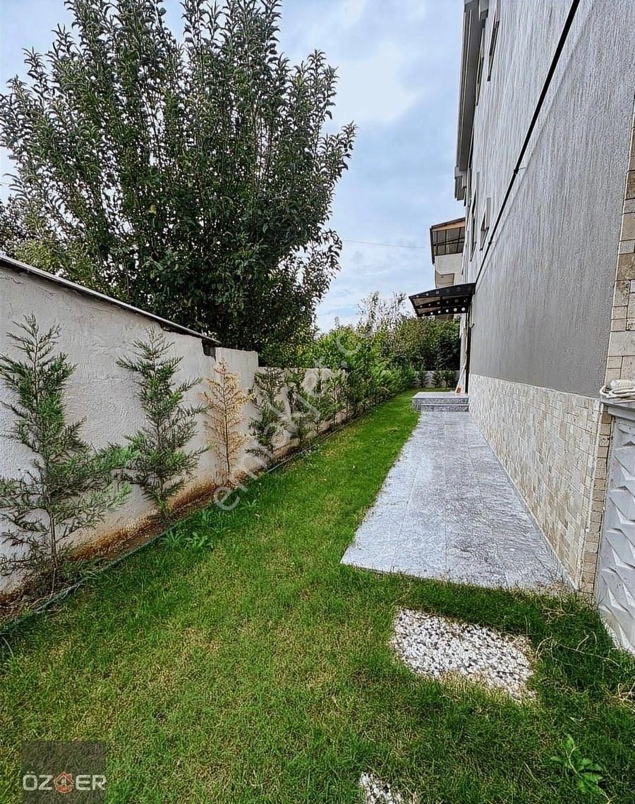 Öz-er Gayrimenkul'den Satılık Tripleks Villa - Görsel 20