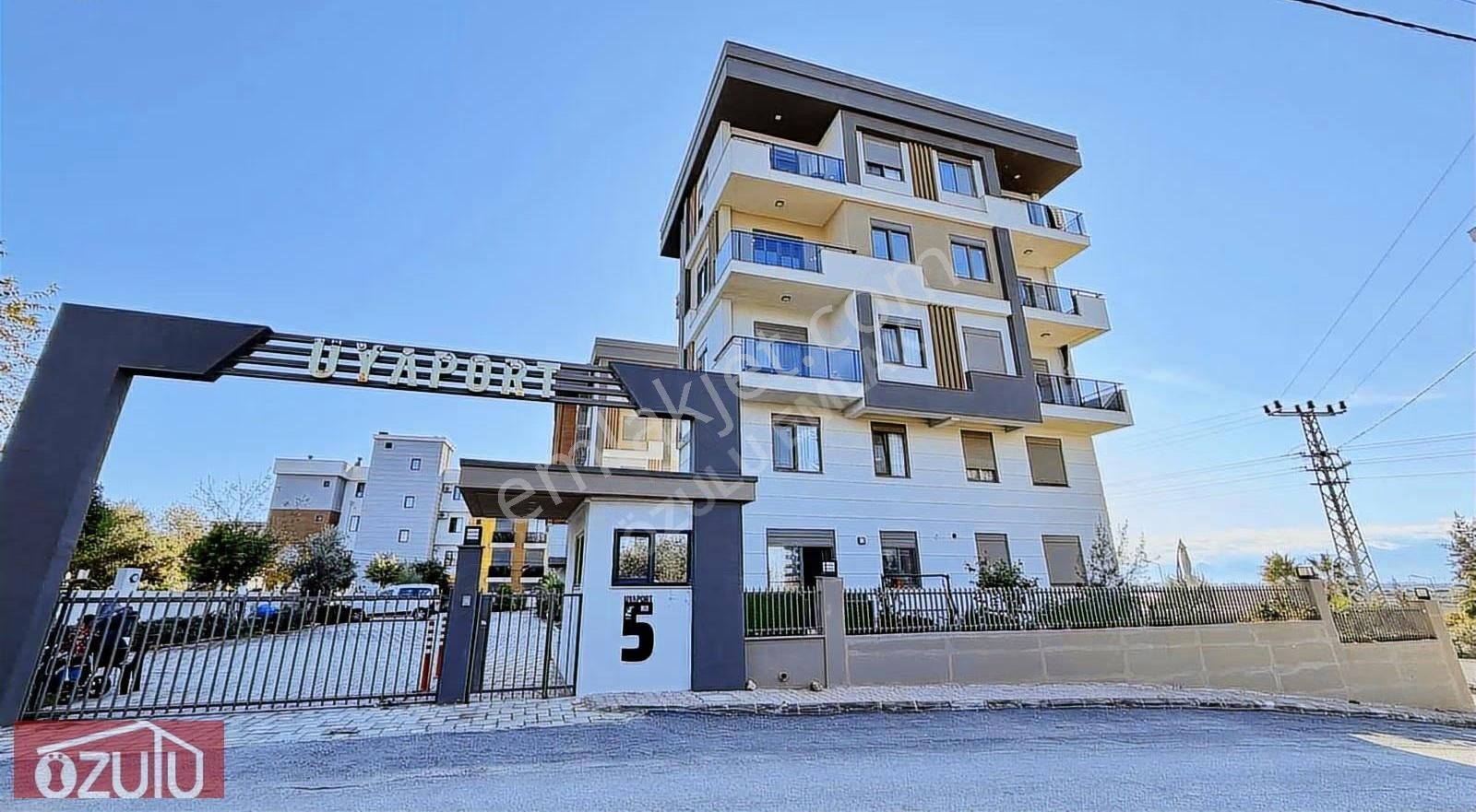 Altıntaş Uyaport Sitesinde Eşyalı Satılık 1+1 - Görsel 14