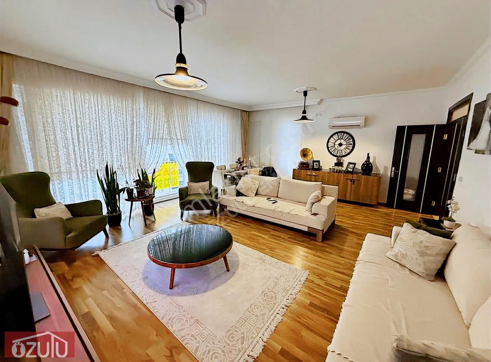 Çağlayan Yalı Cad.de Sitede Havuzlu Arakat 3+1 200 M2 Daire - Görsel 24