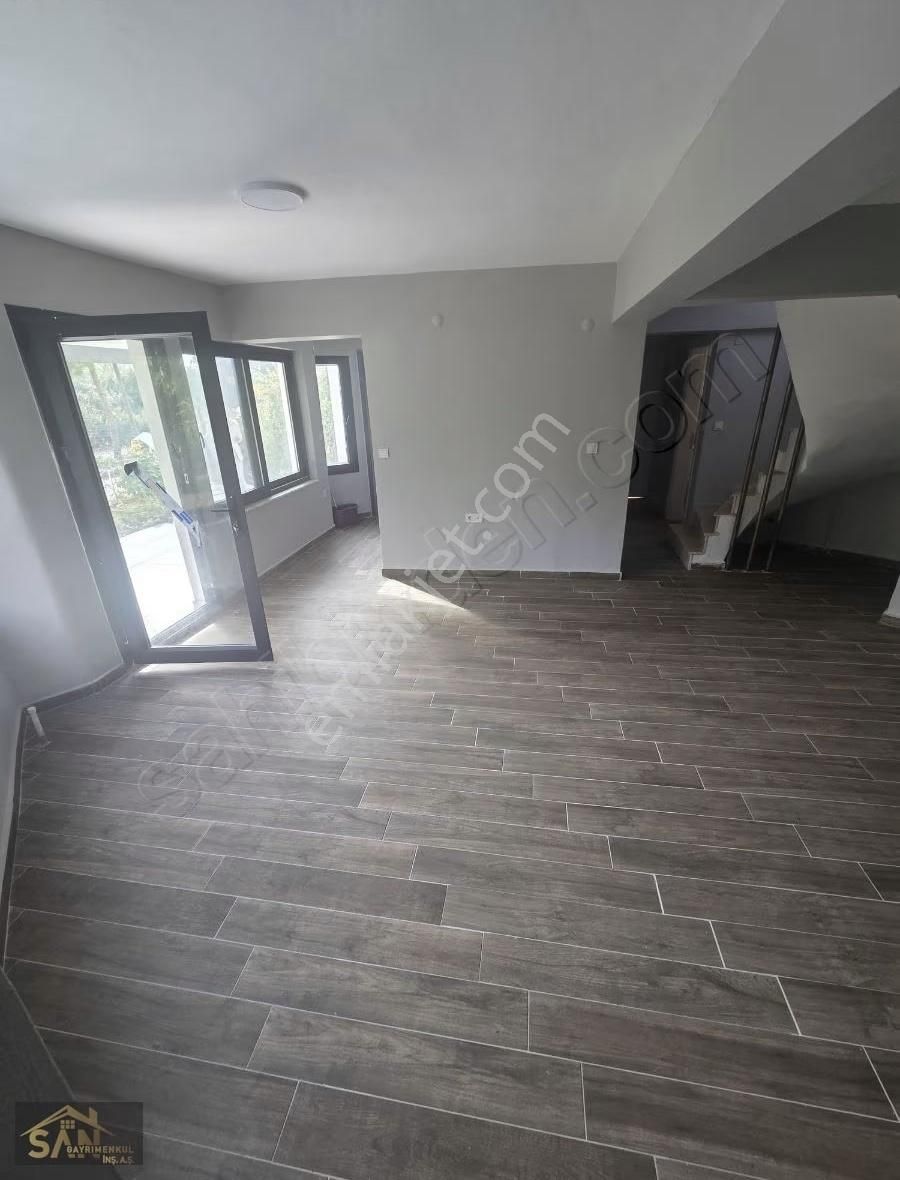 Urla Özbekte Satılık Müstakil Ev - Görsel 18