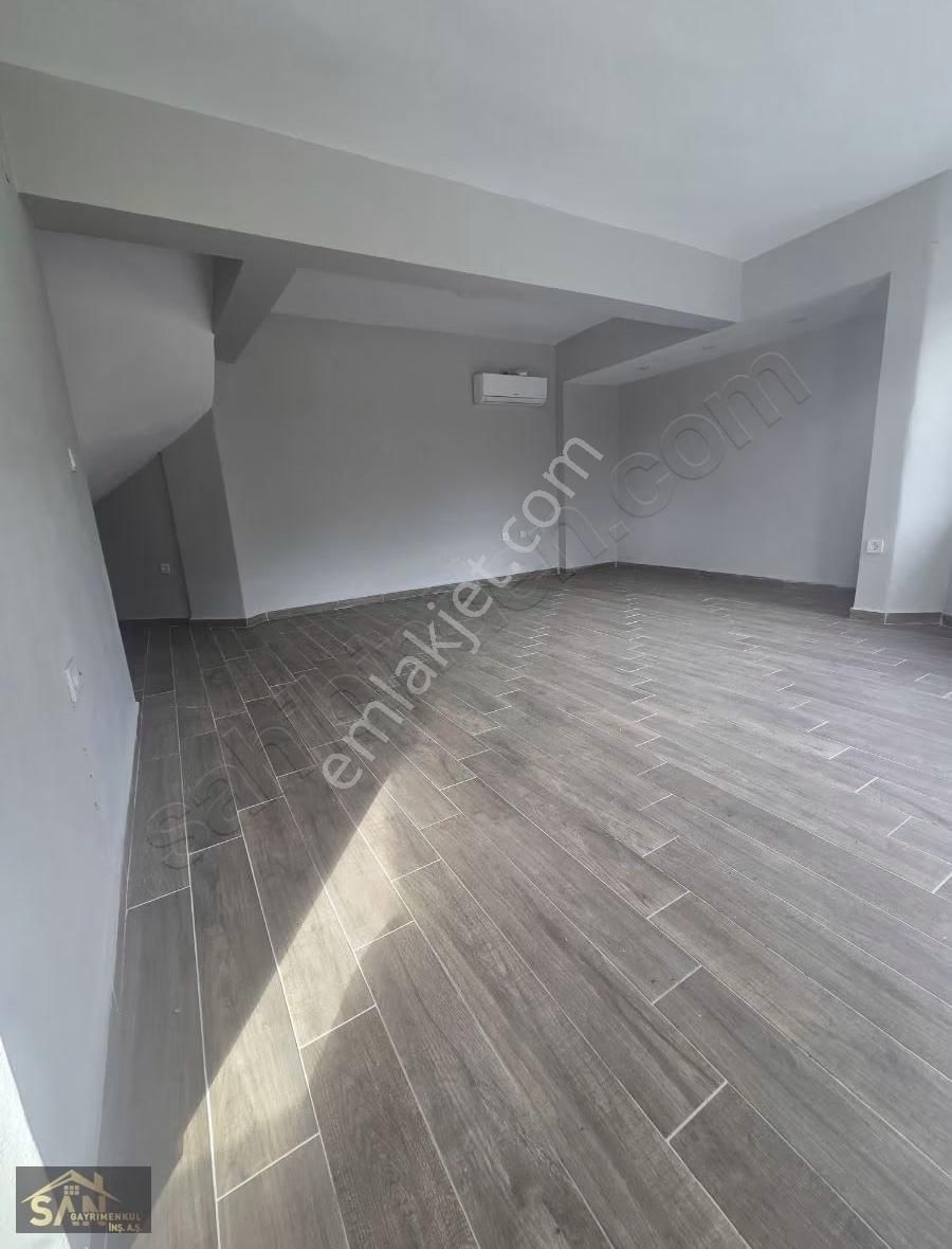 Urla Özbekte Satılık Müstakil Ev - Görsel 27