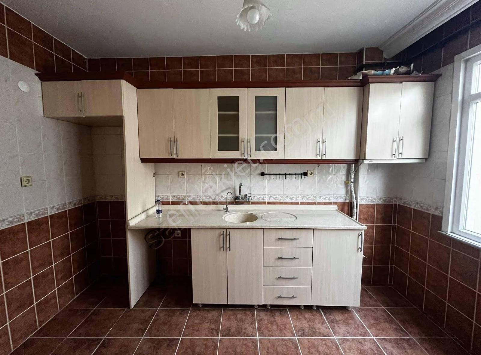 Sönmezden Mecidiye Mahallesi'nde 2+1 Kiralık Ara Kat Daire!!!! - Görsel 3