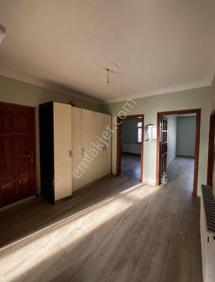 Sönmezden Mecidiye Mahallesi'nde 2+1 Kiralık Ara Kat Daire!!!! - Görsel 15