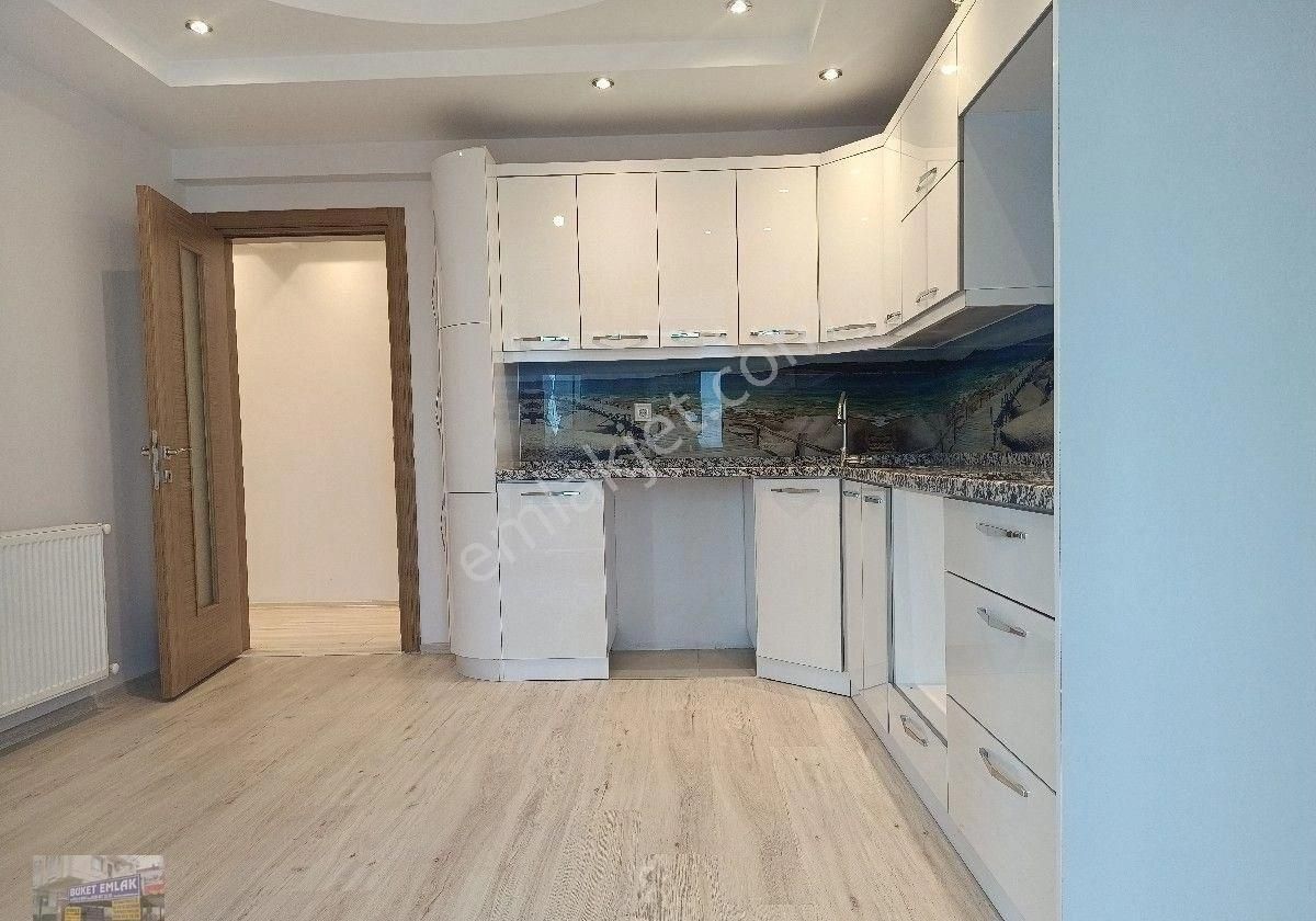 Buket Emlaktan Satılık 3+1 Daire Ara Kat Doğalgazlı Asansörlü Ebeveynli Banyolu Çift Balkonlu - Görsel 11