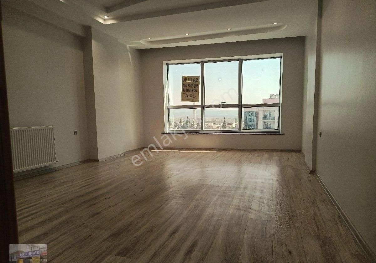 Buket Emlaktan Satılık 3+1 Daire Ara Kat Doğalgazlı Asansörlü Ebeveynli Banyolu Çift Balkonlu - Görsel 13