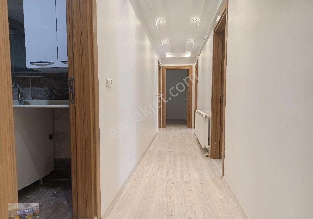 Buket Emlaktan Satılık 3+1 Daire Ara Kat Doğalgazlı Asansörlü Ebeveynli Banyolu Çift Balkonlu - Görsel 4