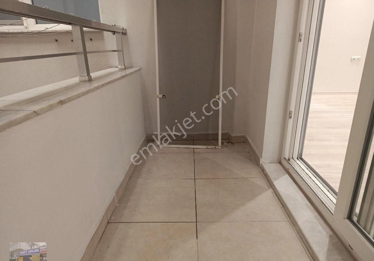 Buket Emlaktan Satılık 3+1 Daire Ara Kat Doğalgazlı Asansörlü Ebeveynli Banyolu Çift Balkonlu - Görsel 5