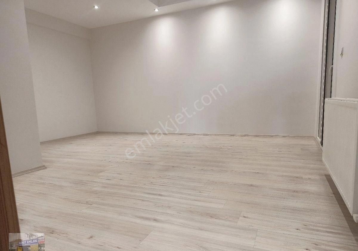 Buket Emlaktan Satılık 3+1 Daire Ara Kat Doğalgazlı Asansörlü Ebeveynli Banyolu Çift Balkonlu - Görsel 10