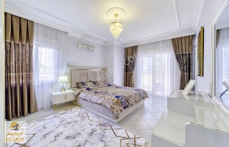 Mahmutlar Mah. Üçgen Park Civarı Eşyalı 2+1 Daire - Görsel 19