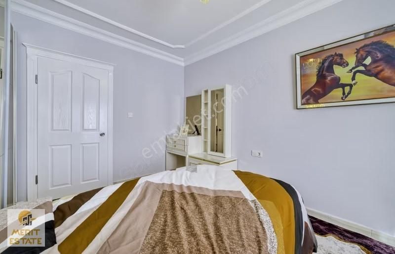 Mahmutlar Mah. Üçgen Park Civarı Eşyalı 2+1 Daire - Görsel 18