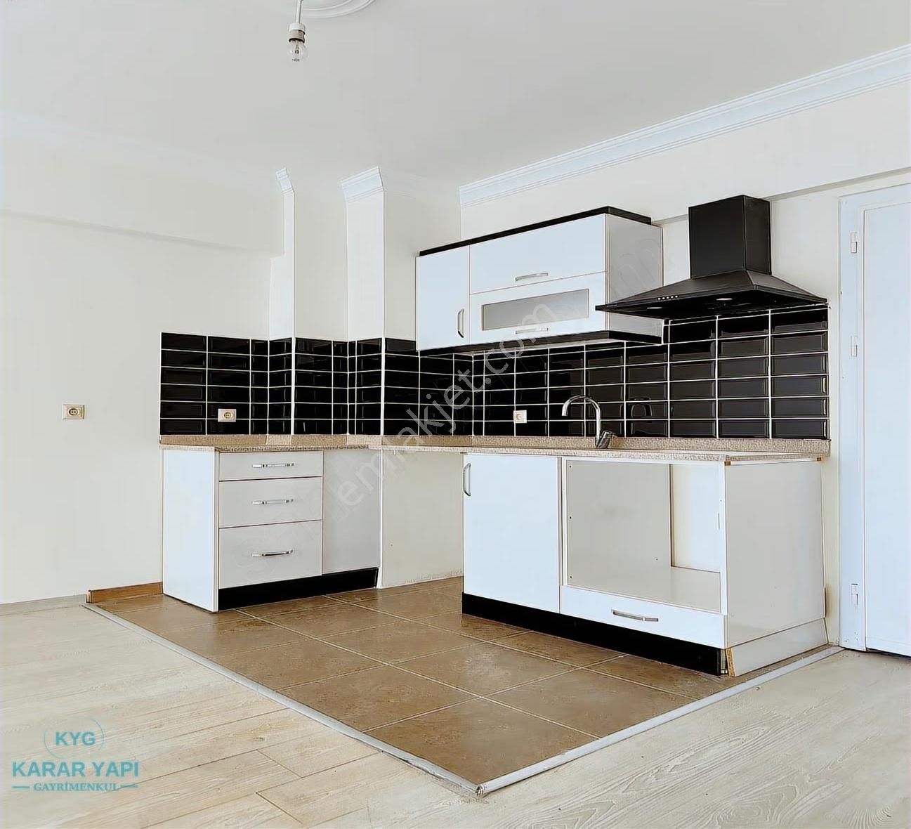 İskanlı Site İçerisinde Emsalsiz Fiyatta 1+1! - Görsel 2