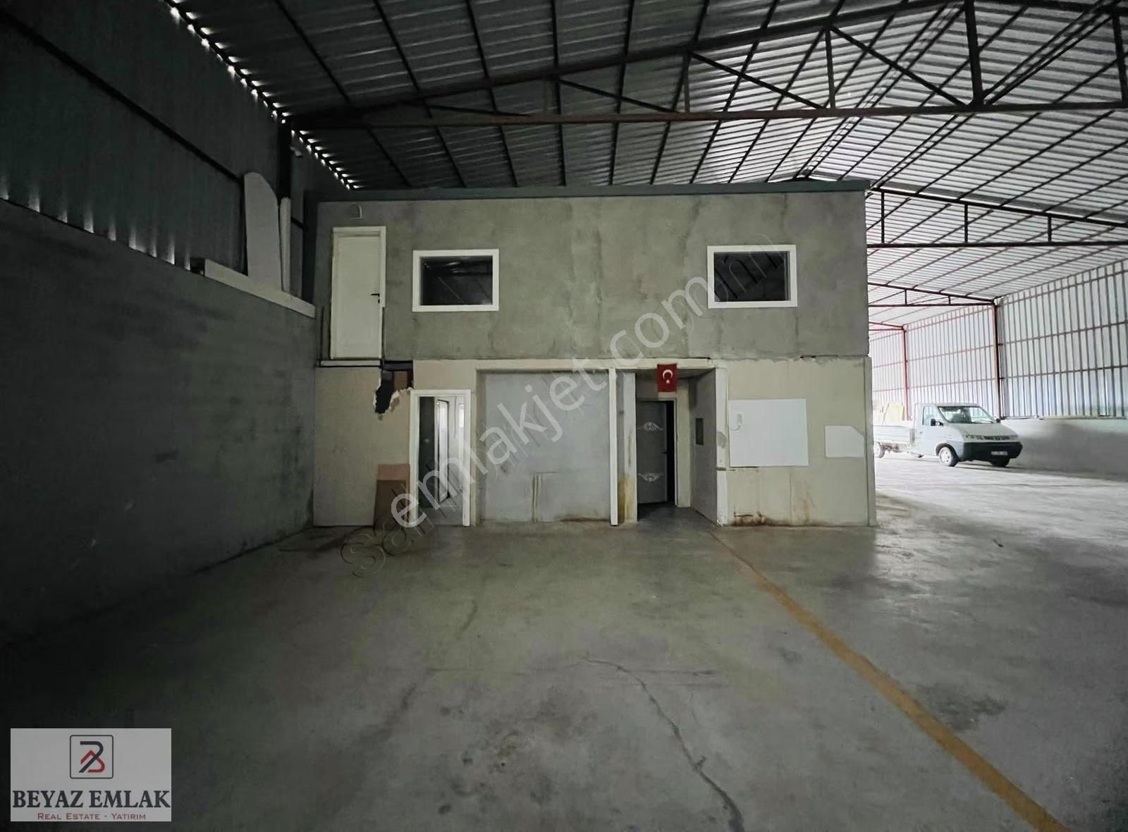 Yenigöl Mahallesin'de 1350m2 Kiralık Depo - Görsel 8