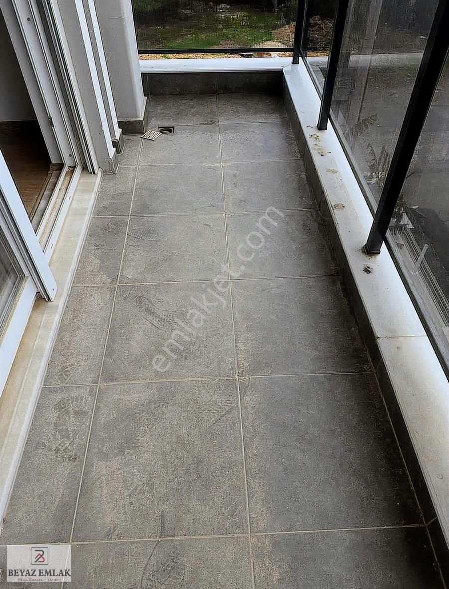 Beyaz Emlak'tan Tramvaya Yakın Havuzlu Lüks Site İçerisinde 2+1 - Görsel 10