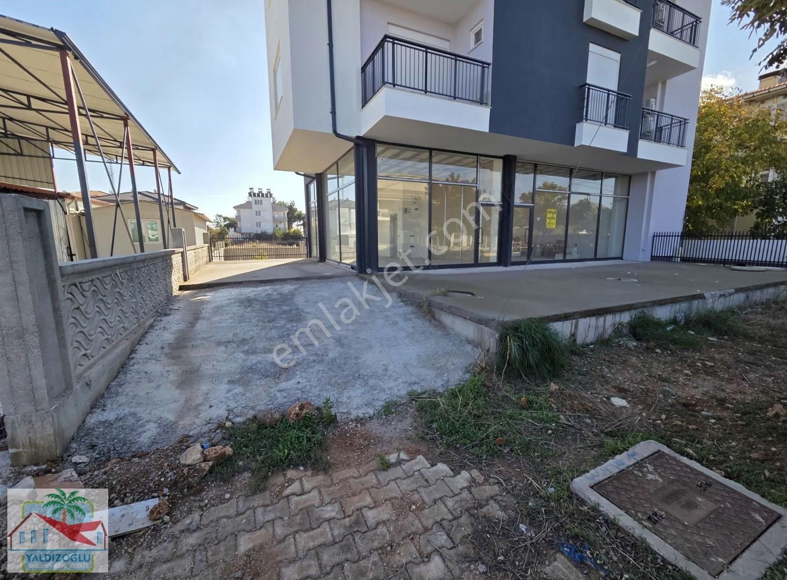 A. Menderes Cad. Kiralık Bacalı 100 M2 İşyeri - Görsel 9