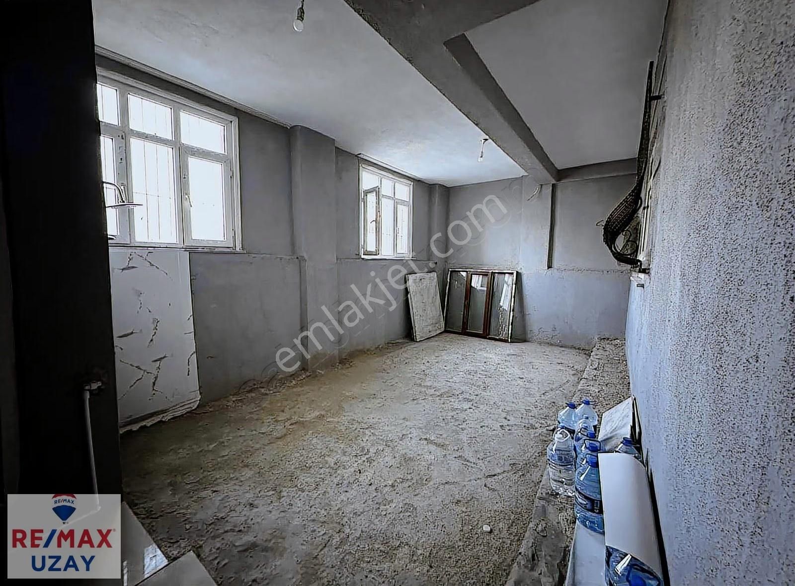 Arnavutköy Çardaktepe Opet Arkası 260 M² Depolu Kiralık Dükkan - Görsel 19