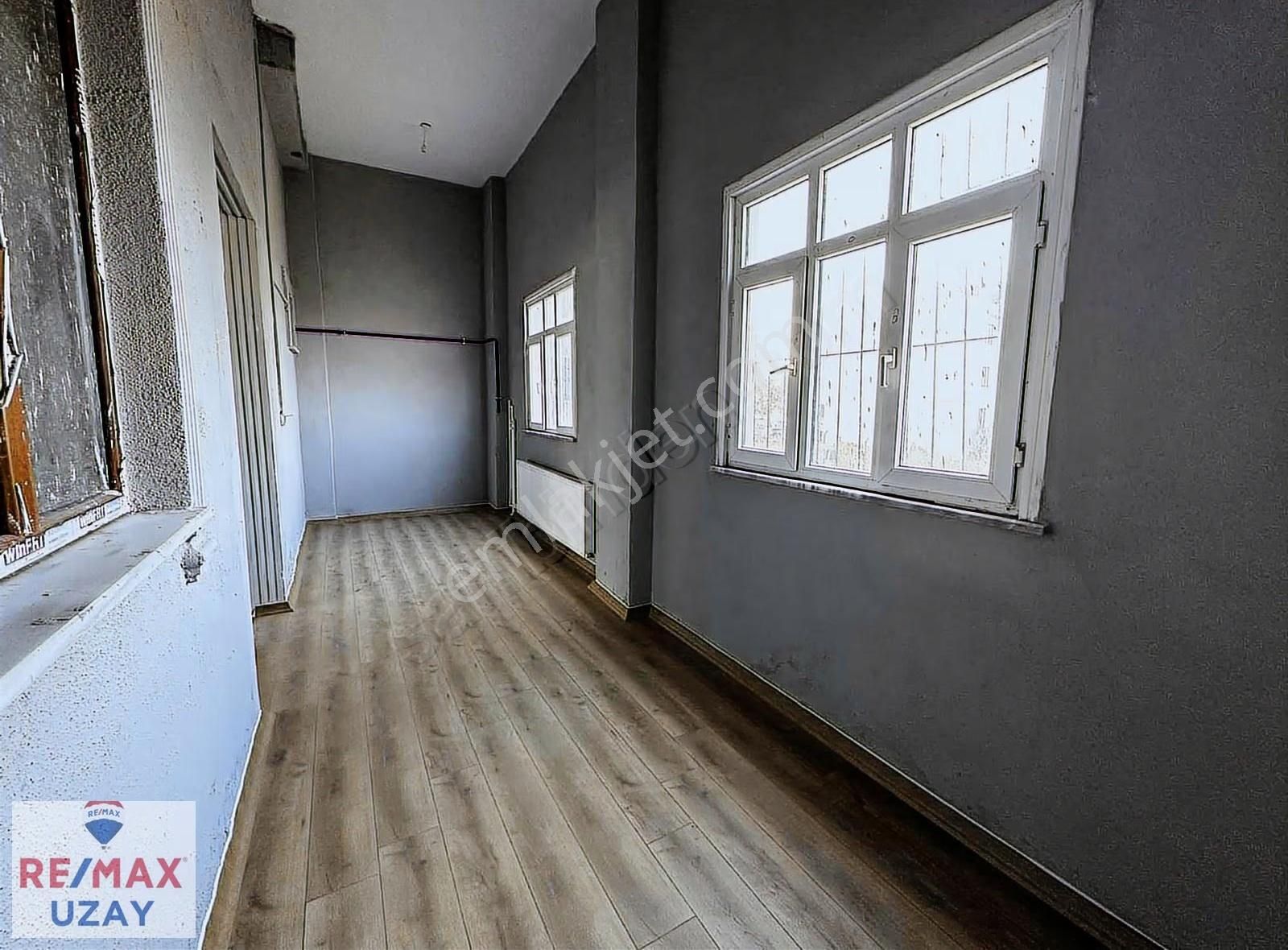 Arnavutköy Çardaktepe Opet Arkası 260 M² Depolu Kiralık Dükkan - Görsel 15